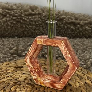 Hexagon vaas voor een bloem