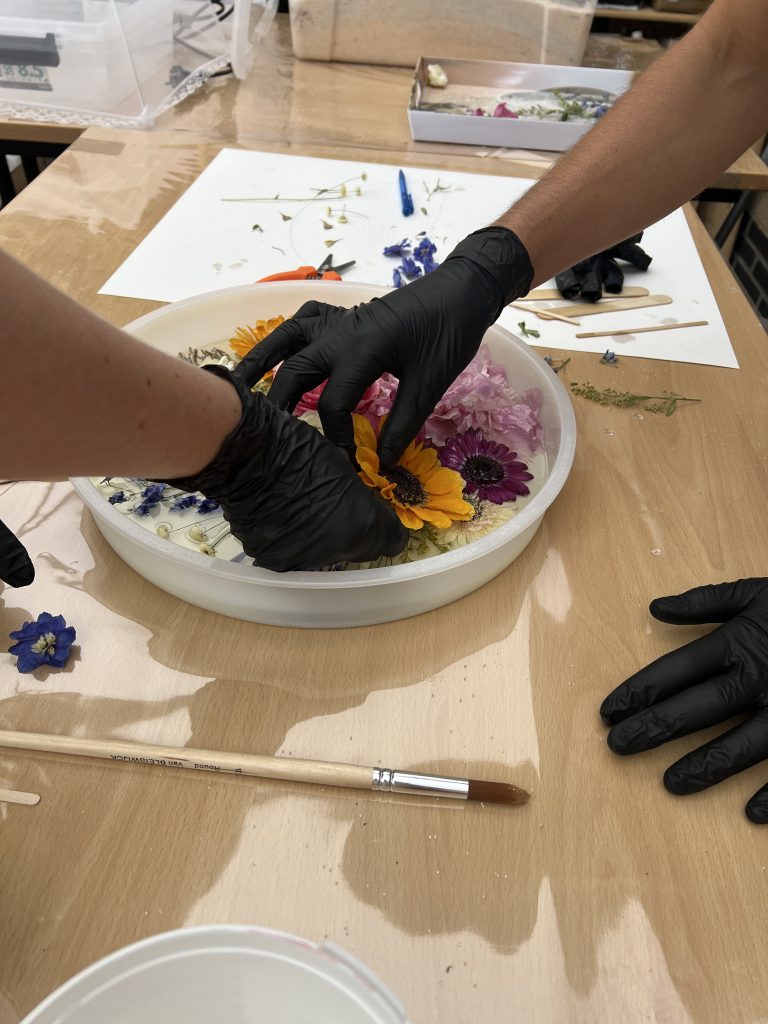 Bruisboeket tafel hars